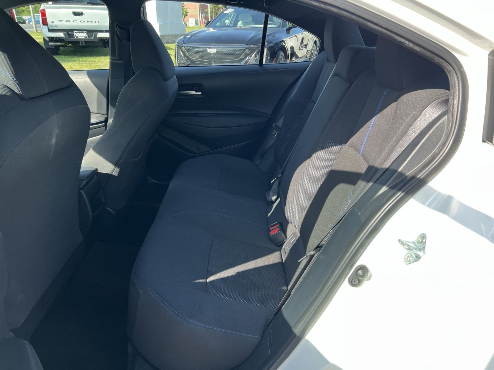 Used 2021 Toyota Corolla SE FWD image 22