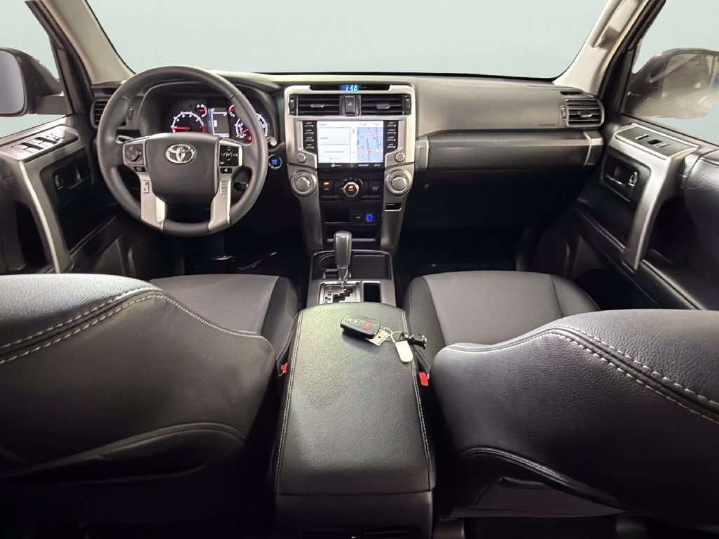 Used 2022 Toyota 4Runner SR5 Premium w/ Moonroof Package RWD image 34
