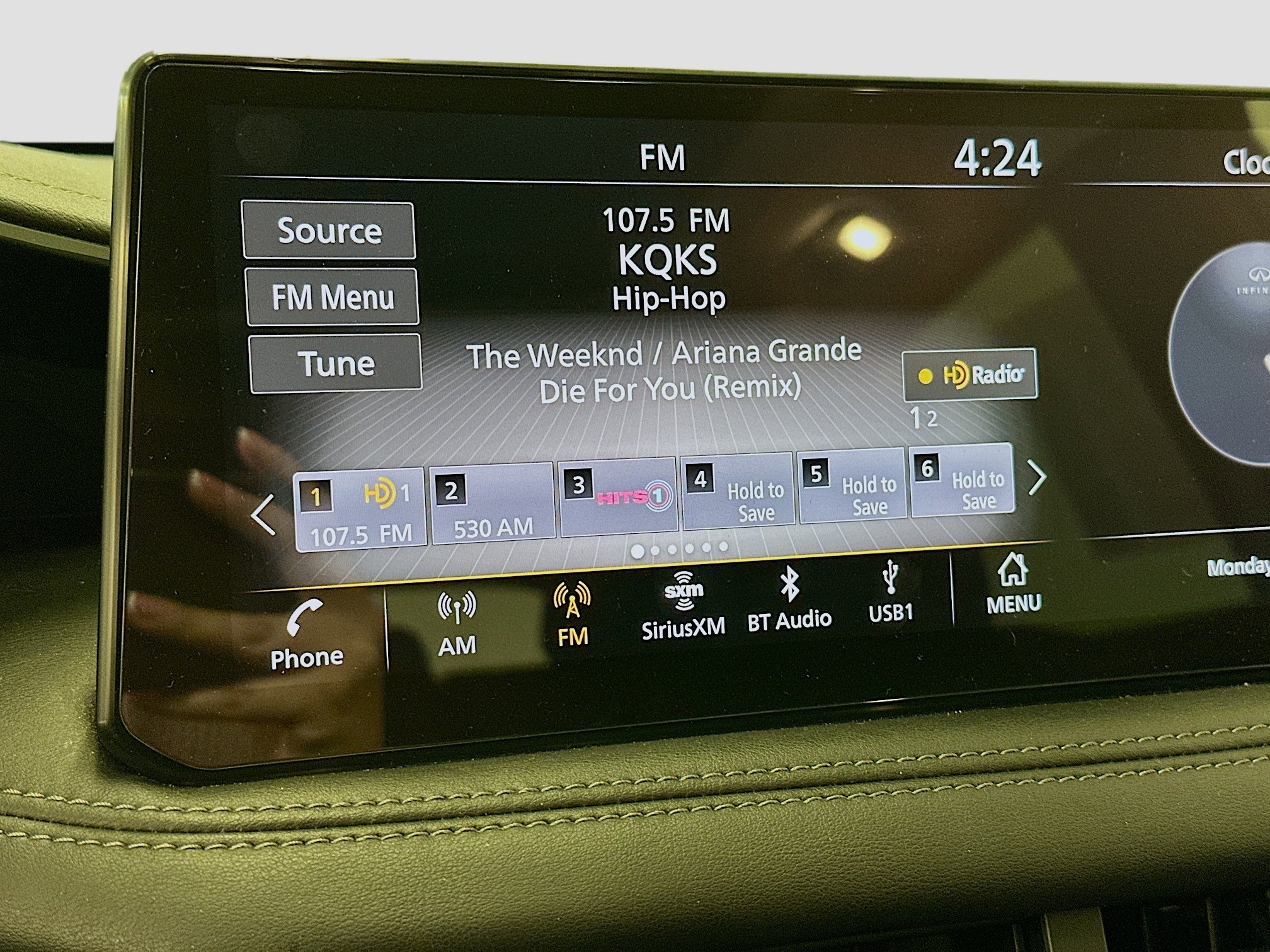 Used 2024 INFINITI QX60 Pure image 21