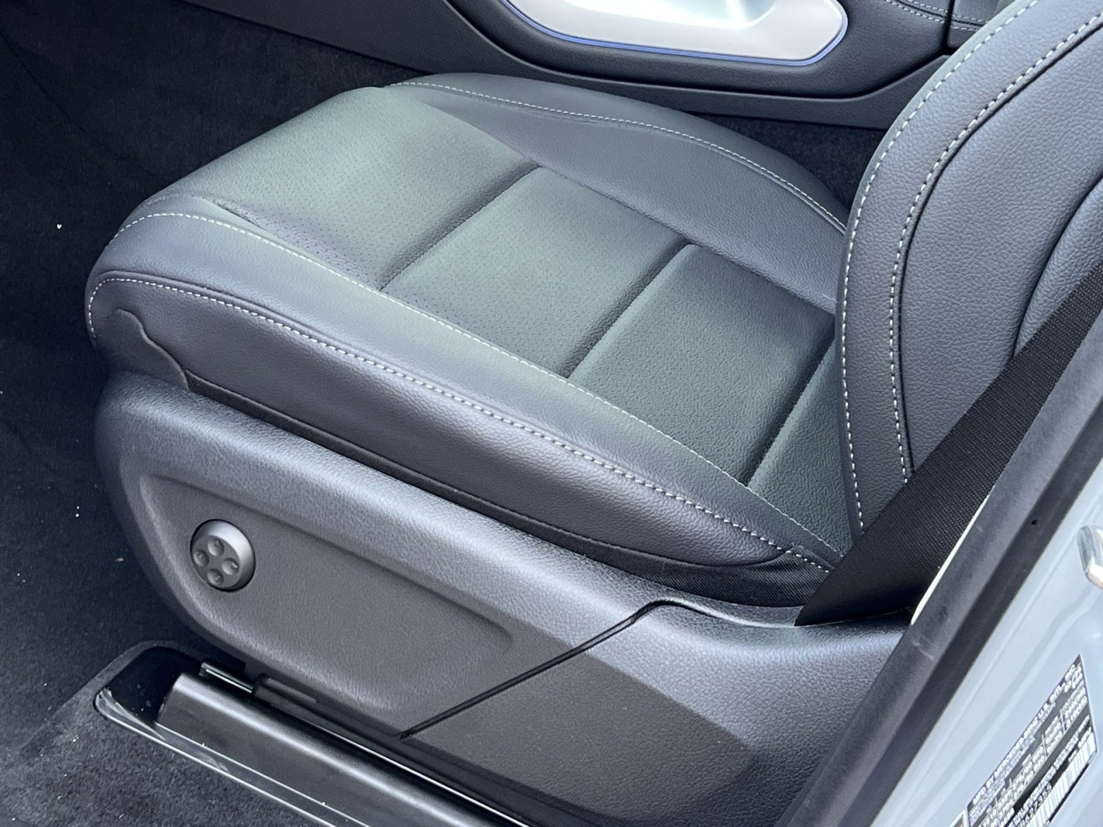 New 2026 Mercedes-Benz GLE 450 4MATIC image 12