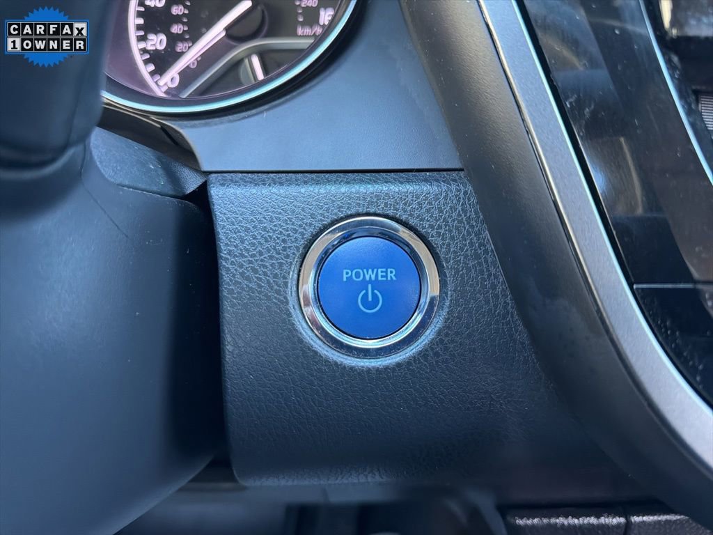 Used 2023 Toyota Camry XSE image 32