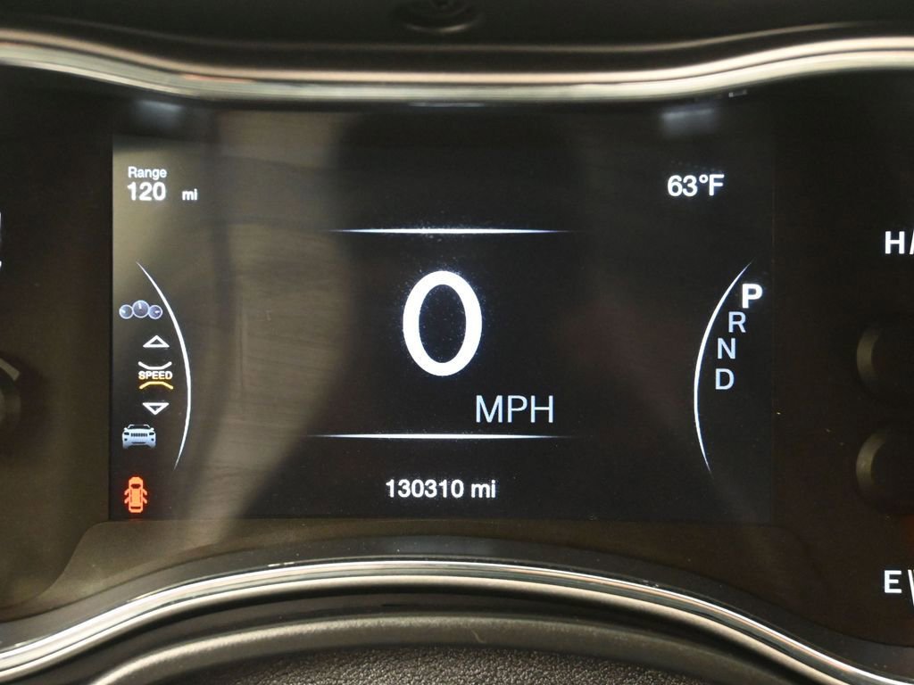 Used 2019 Jeep Grand Cherokee Laredo RWD image 15