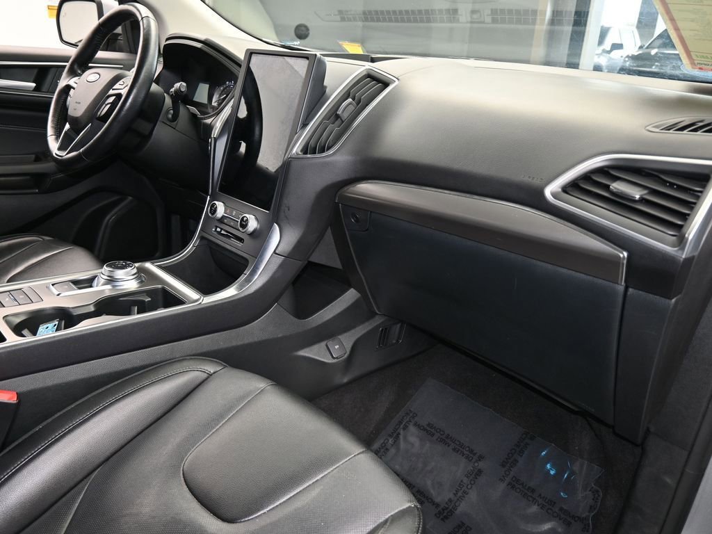 Certified 2022 Ford Edge Titanium w/ Equipment Group 301A image 47