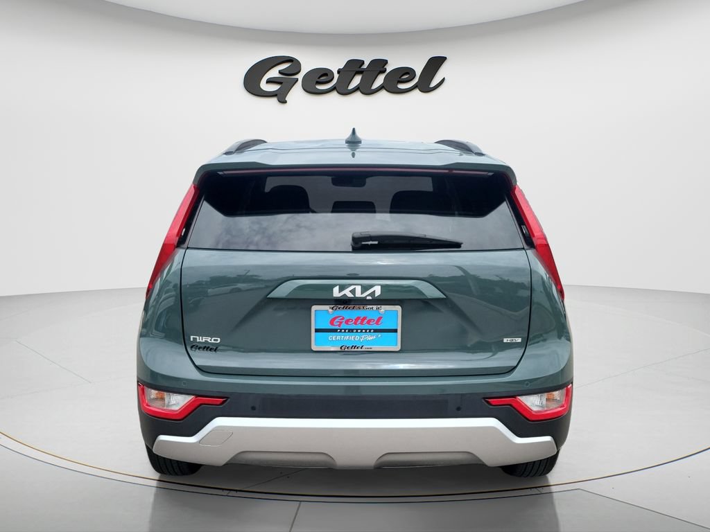Used 2025 Kia Niro EX FWD image 6