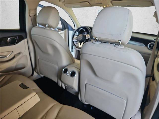 Used 2020 Mercedes-Benz GLC 300 image 24