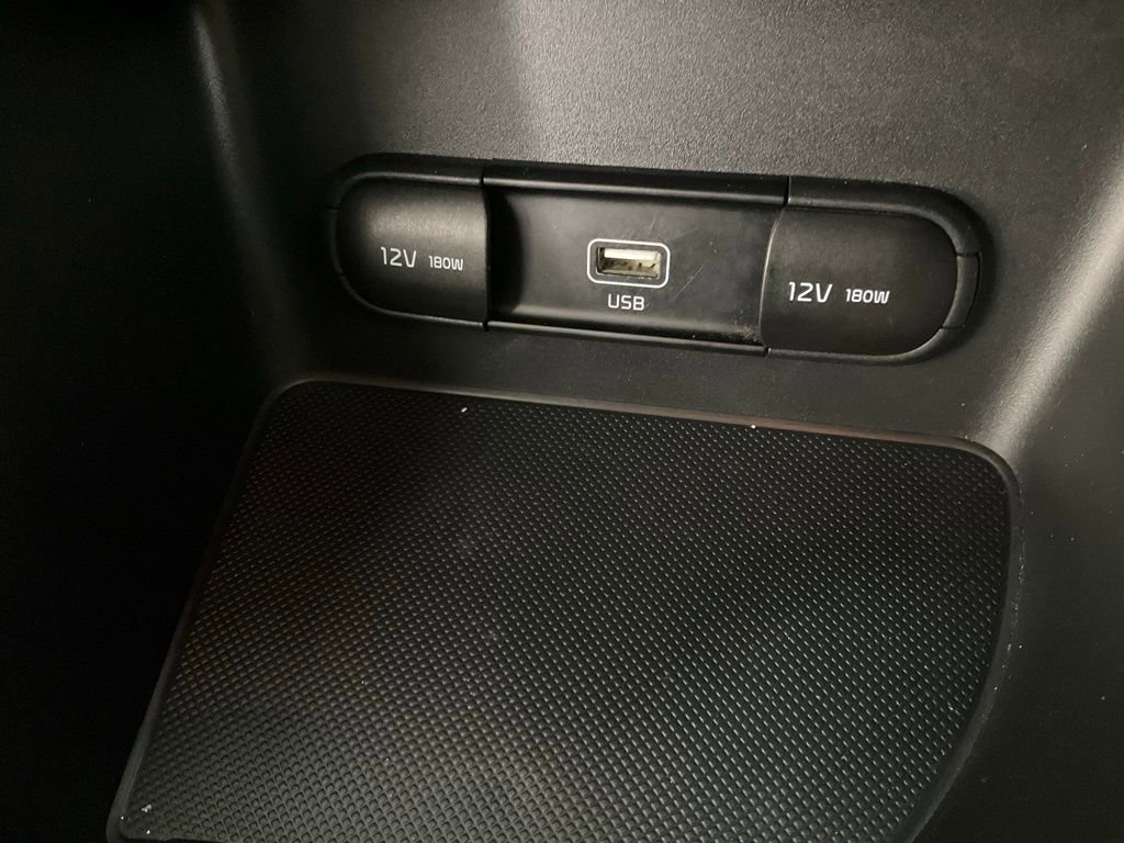 Used 2020 Kia Sportage LX image 19