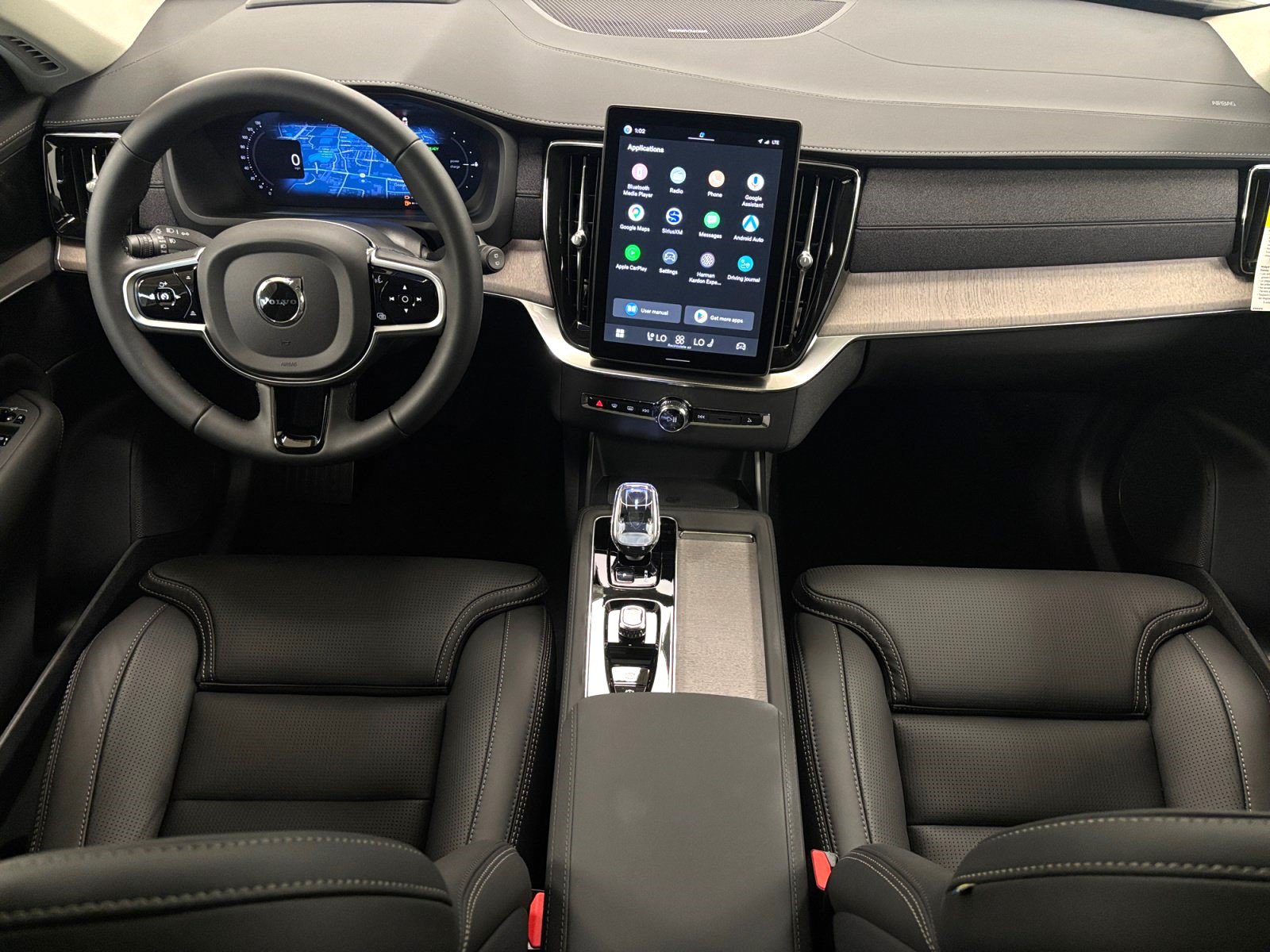 New 2026 Volvo XC90 T8 Ultra w/ Protection Package AWD/4WD image 15