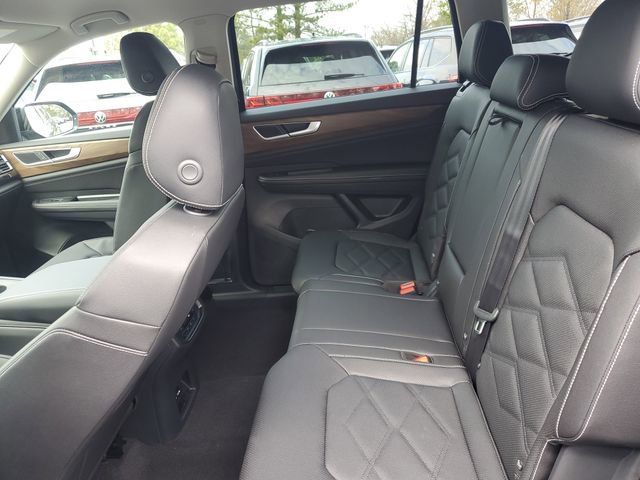 New 2026 Volkswagen Atlas SE image 11