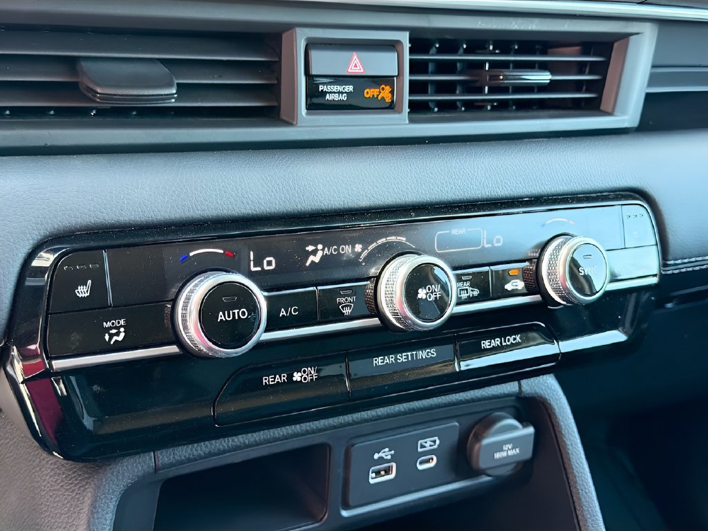 Used 2025 Honda Pilot EX-L image 15