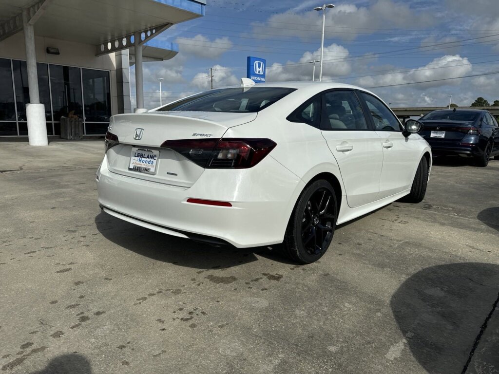 New 2025 Honda Civic Sport image 4
