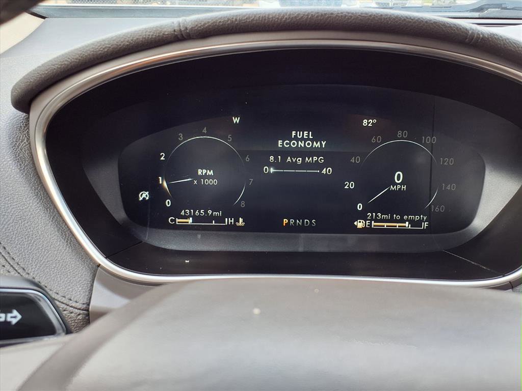 Used 2019 Lincoln Nautilus Select image 15