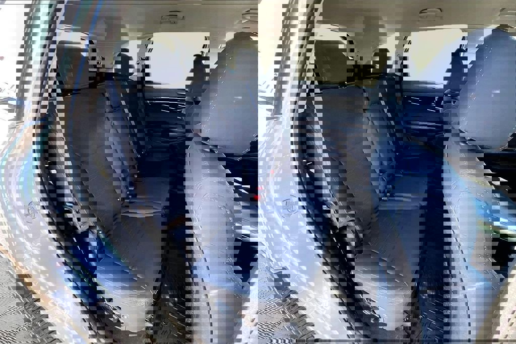 Used 2020 Kia Sorento LX w/ LX I4 Convenience Package image 27