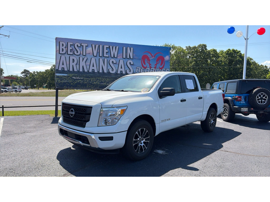 Used 2023 Nissan Titan SV AWD/4WD image 1