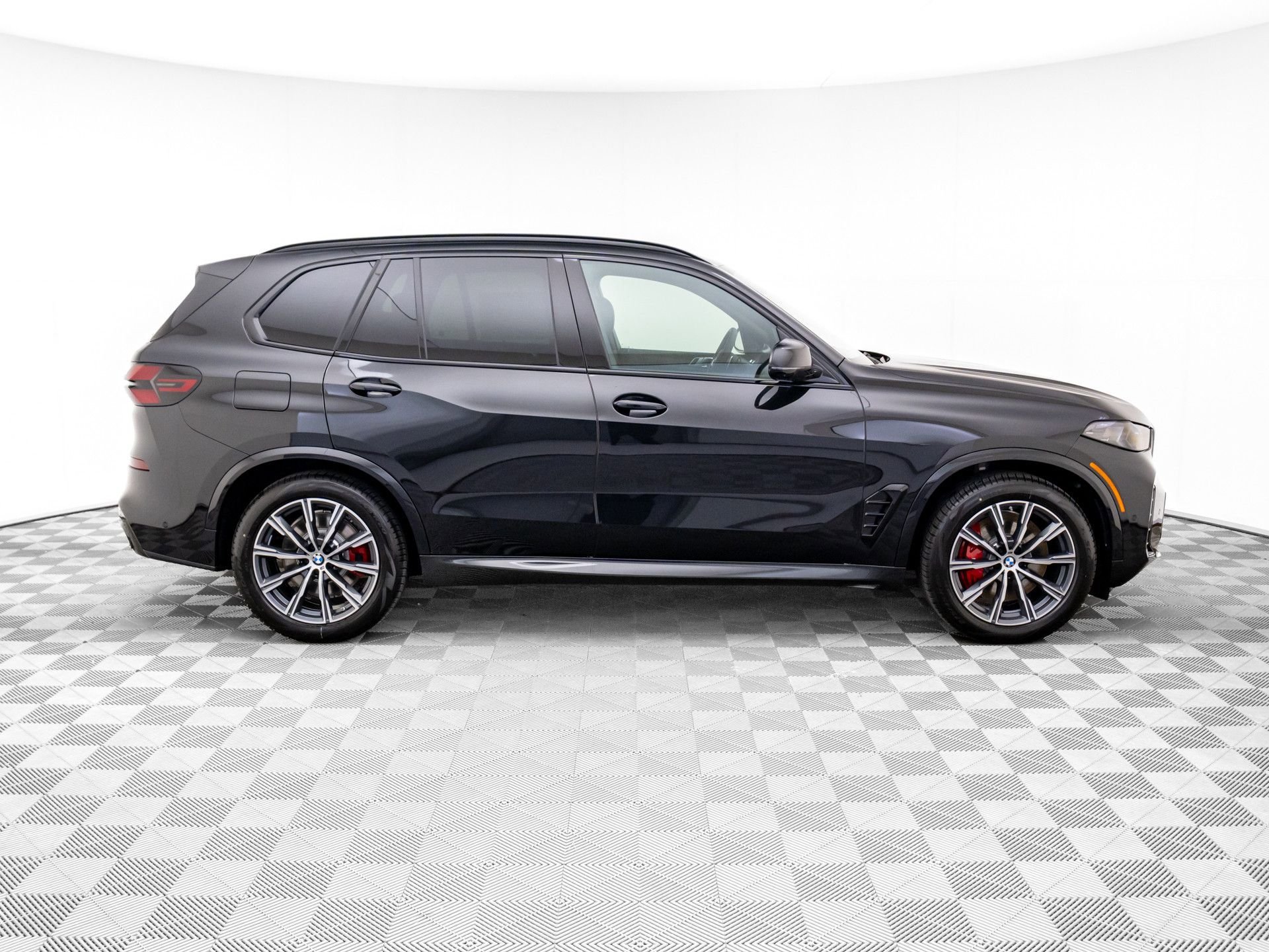 New 2026 BMW X5 xDrive50e w/ Executive Package AWD/4WD image 7