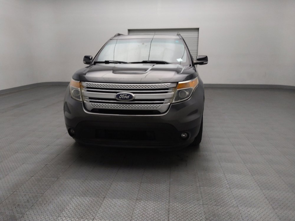 Used 2015 Ford Explorer XLT image 15