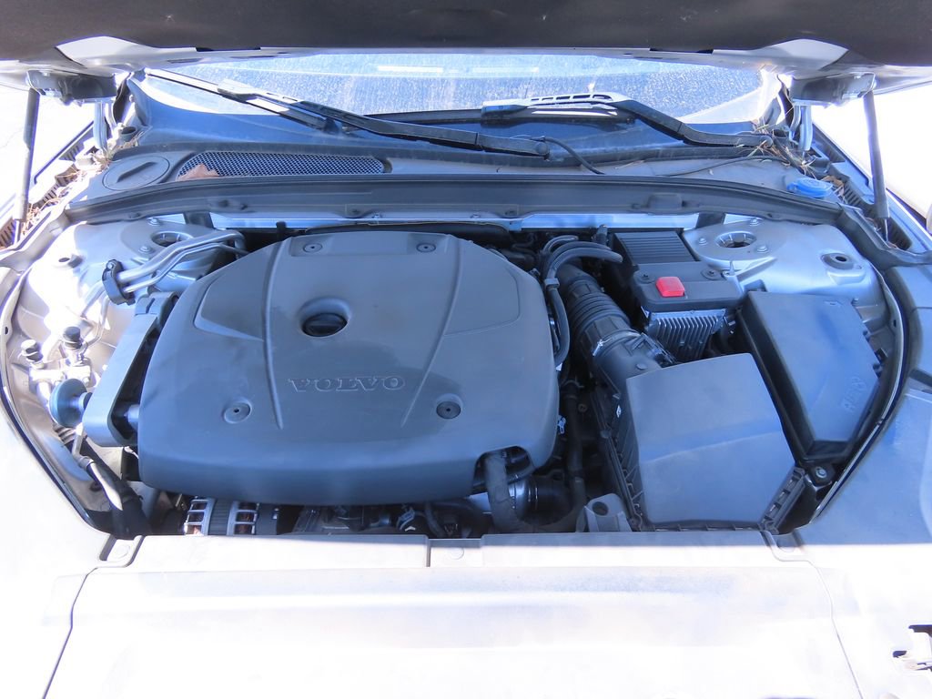 Used 2019 Volvo V90 T6 R-Design w/ Advanced Package image 13