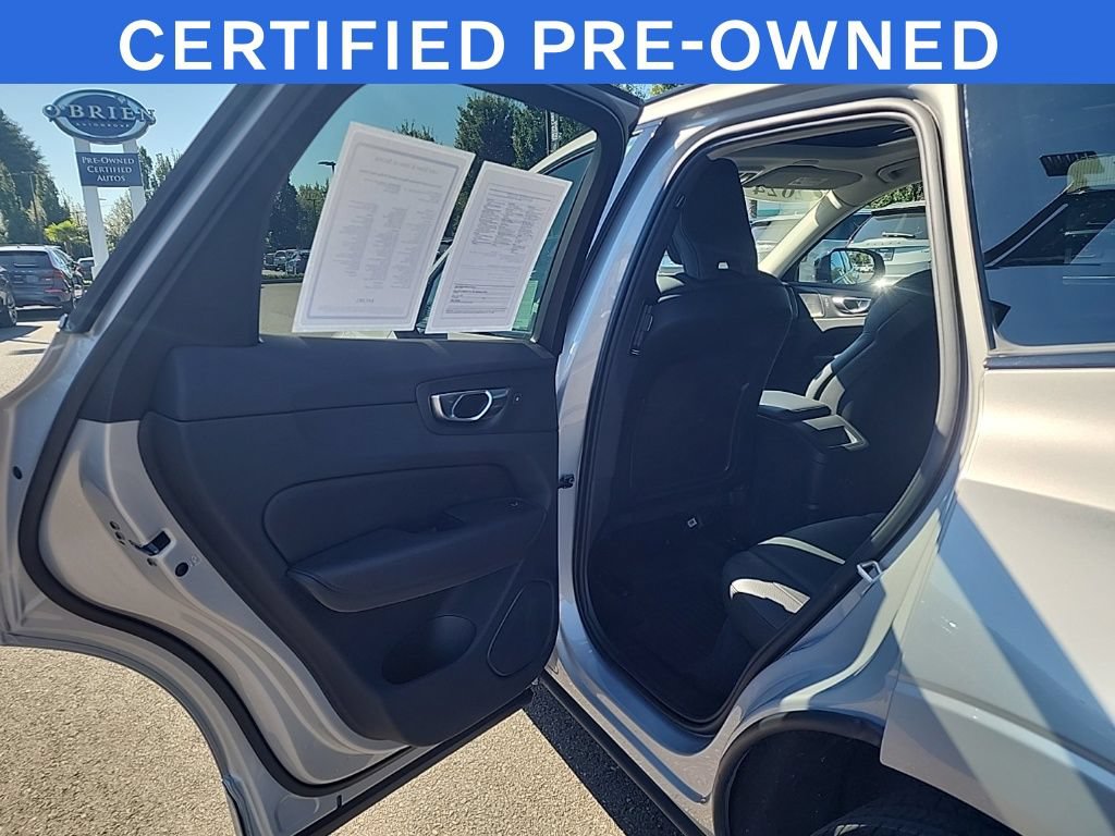 Certified 2024 Volvo XC60 T8 Plus w/ Protection Package Premier AWD/4WD image 15