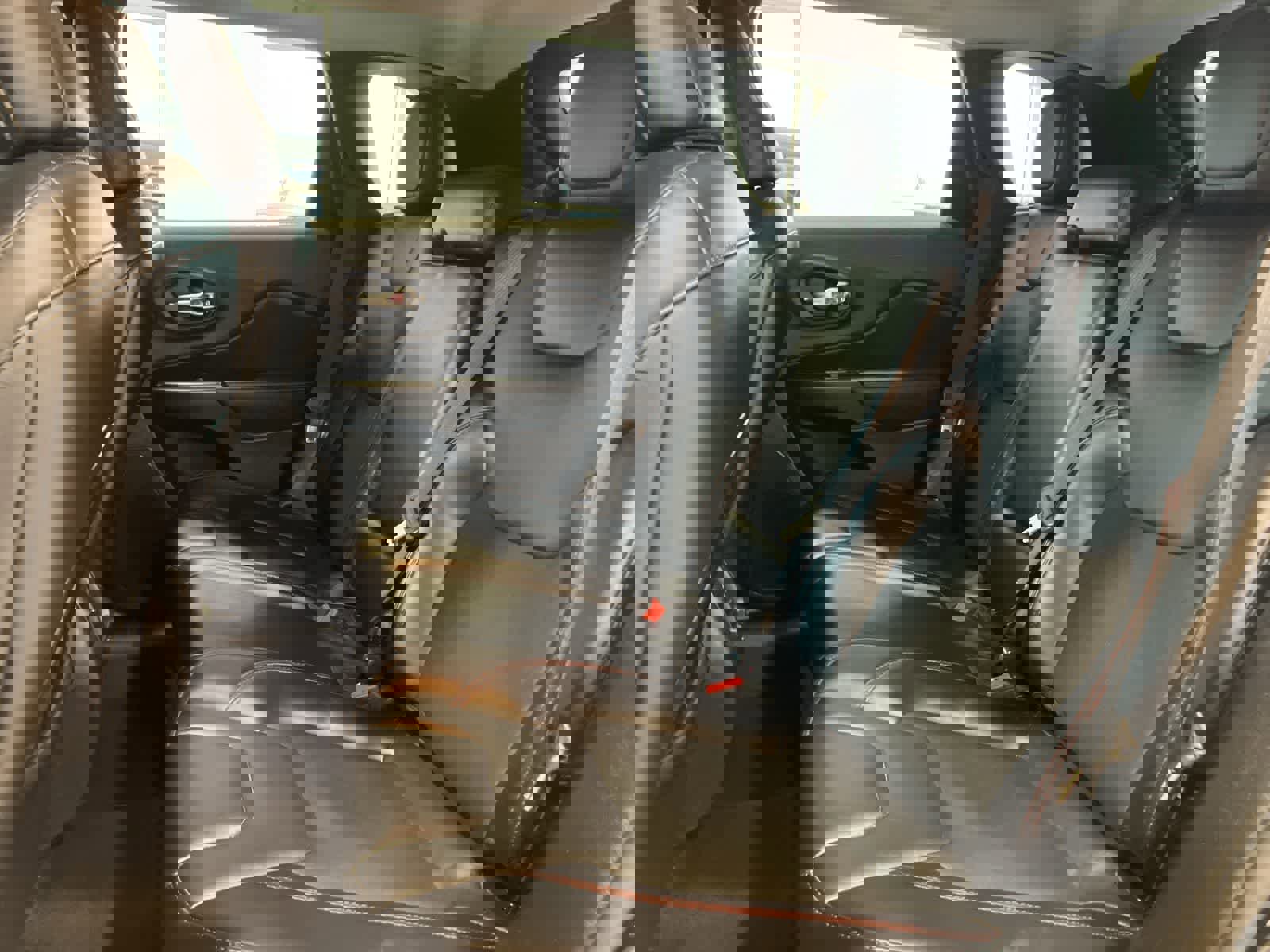 Used 2021 Jeep Cherokee Trailhawk w/ Comfort & Convenience Group image 25