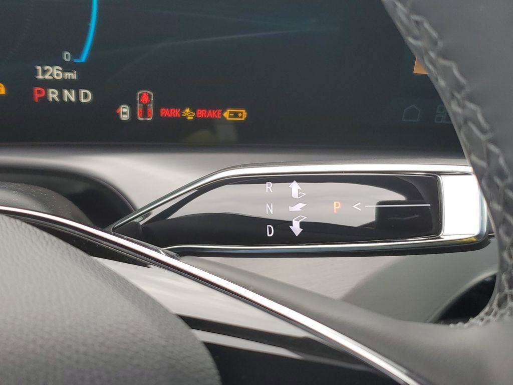 New 2026 Cadillac Vistiq Luxury image 16