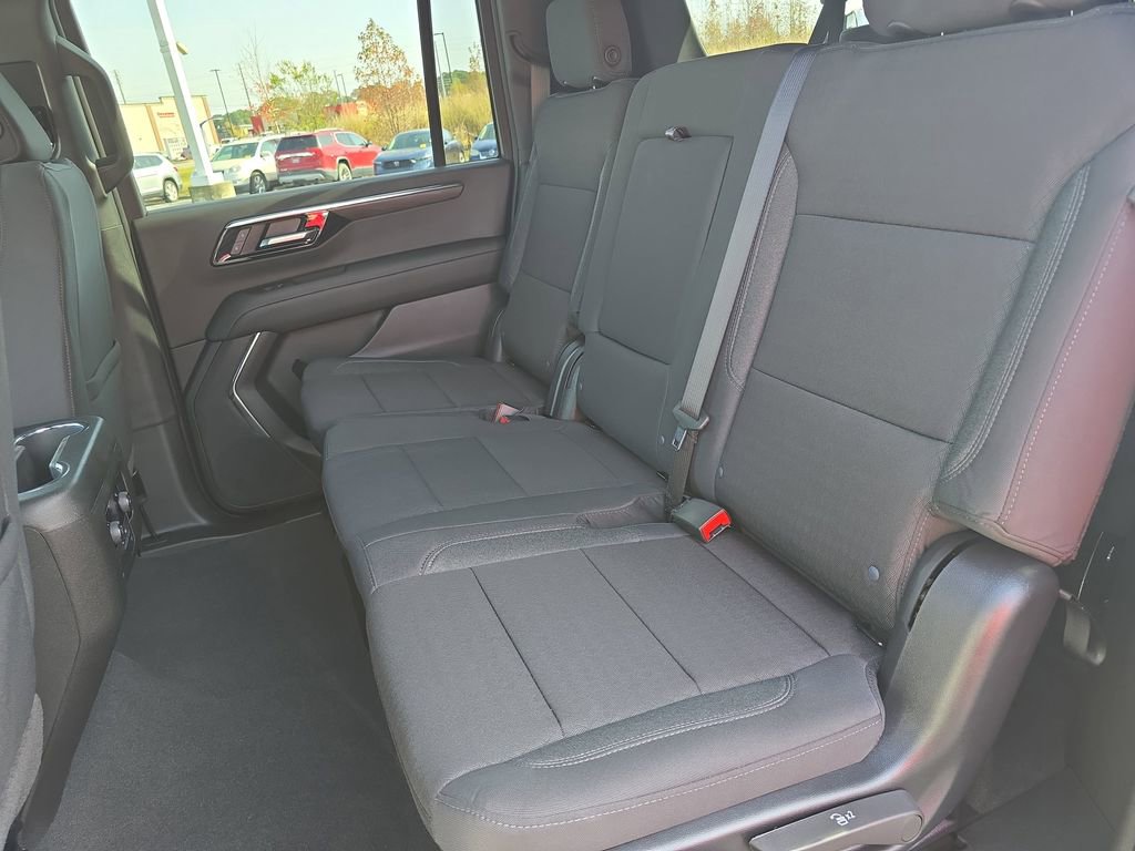 New 2026 Chevrolet Suburban LS w/ LPO, Dark Essentials Package image 13