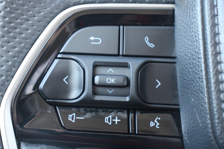 Used 2024 Toyota Tundra Limited AWD/4WD image 24