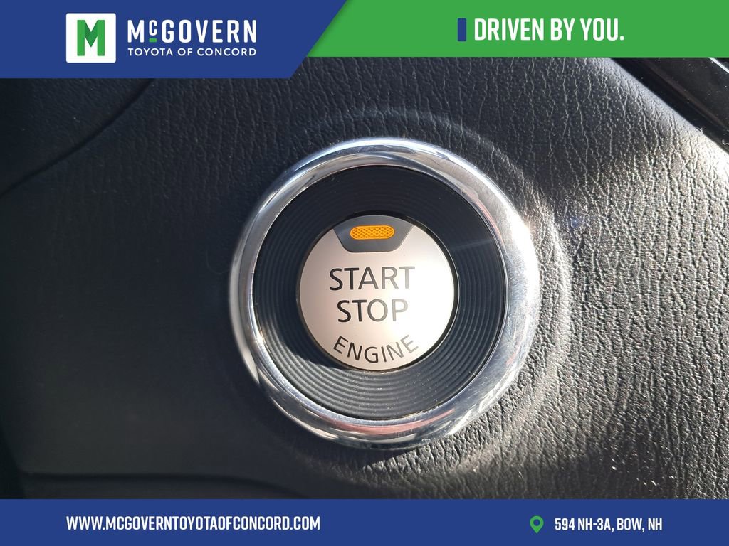 Used 2019 Nissan Pathfinder S image 23