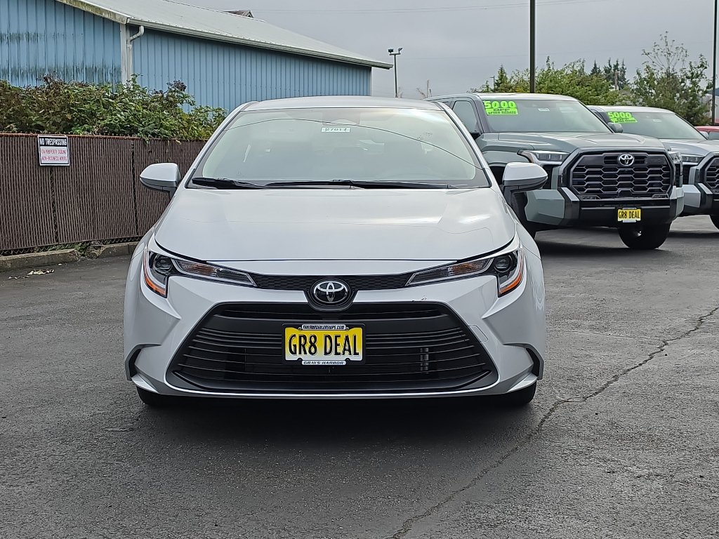 New 2027 Toyota Corolla LE FWD image 3