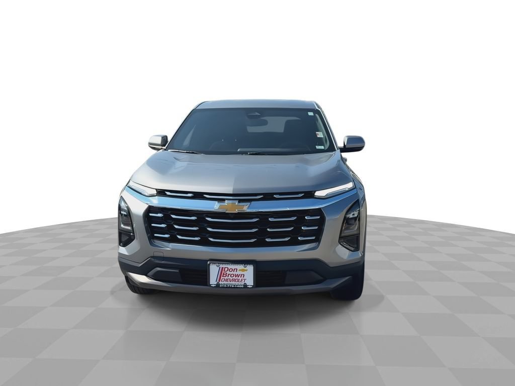 Used 2026 Chevrolet Equinox LT AWD/4WD image 3
