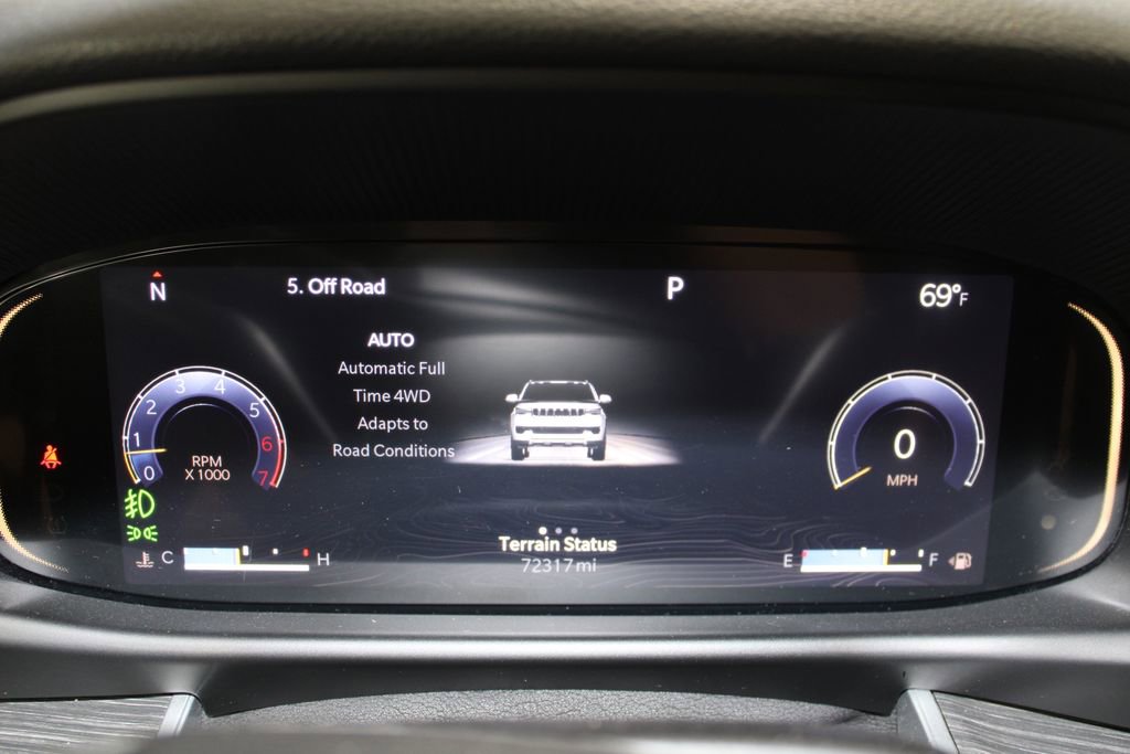 Used 2023 Jeep Wagoneer L Series II image 34