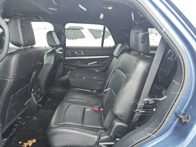 Used 2018 Ford Explorer XLT w/ Equipment Group 202A image 9