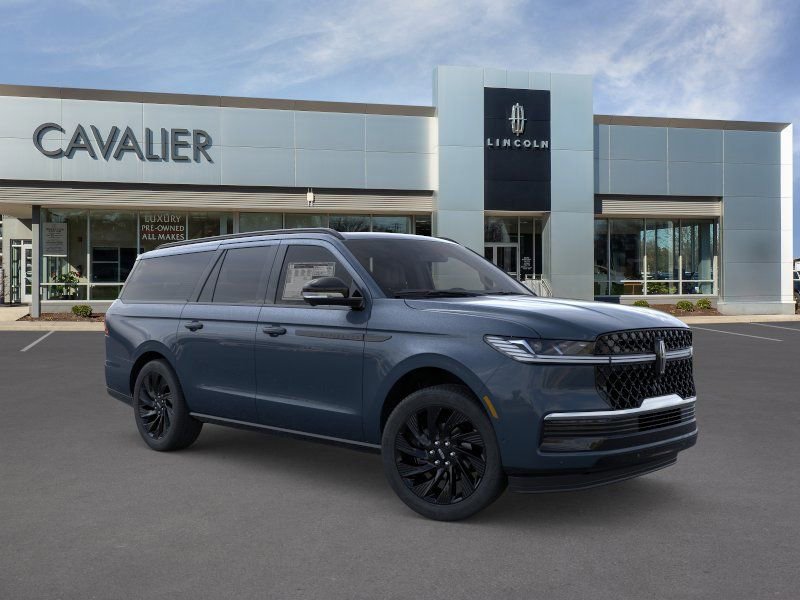 New 2026 Lincoln Navigator L Reserve AWD/4WD image 7