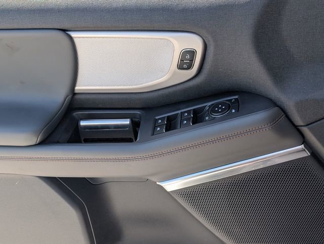 Certified 2025 Ford Expedition Active image 23