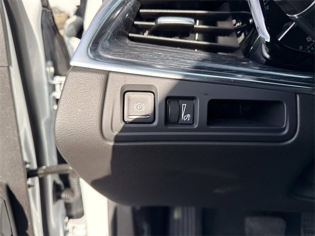 Certified 2024 Cadillac XT5 Premium Luxury w/ LPO, Floor Liner Package image 33