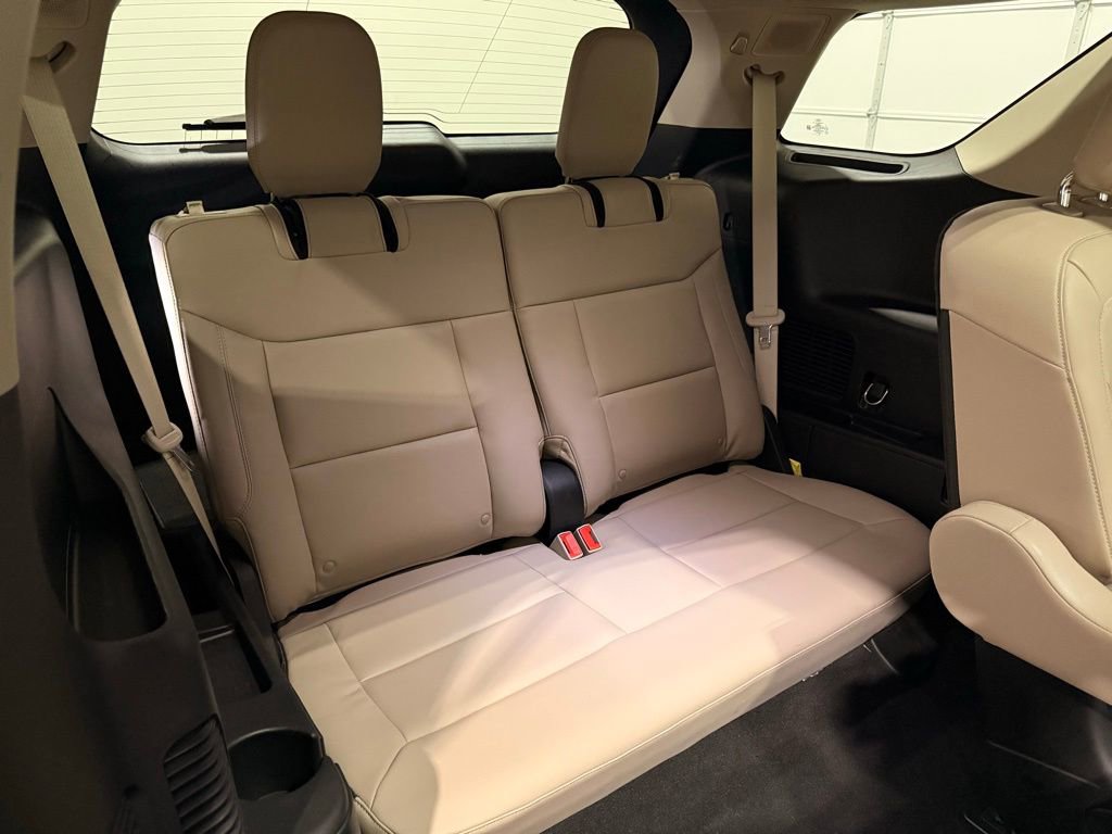 Used 2022 Ford Explorer Limited w/ Equipment Group 301A image 34