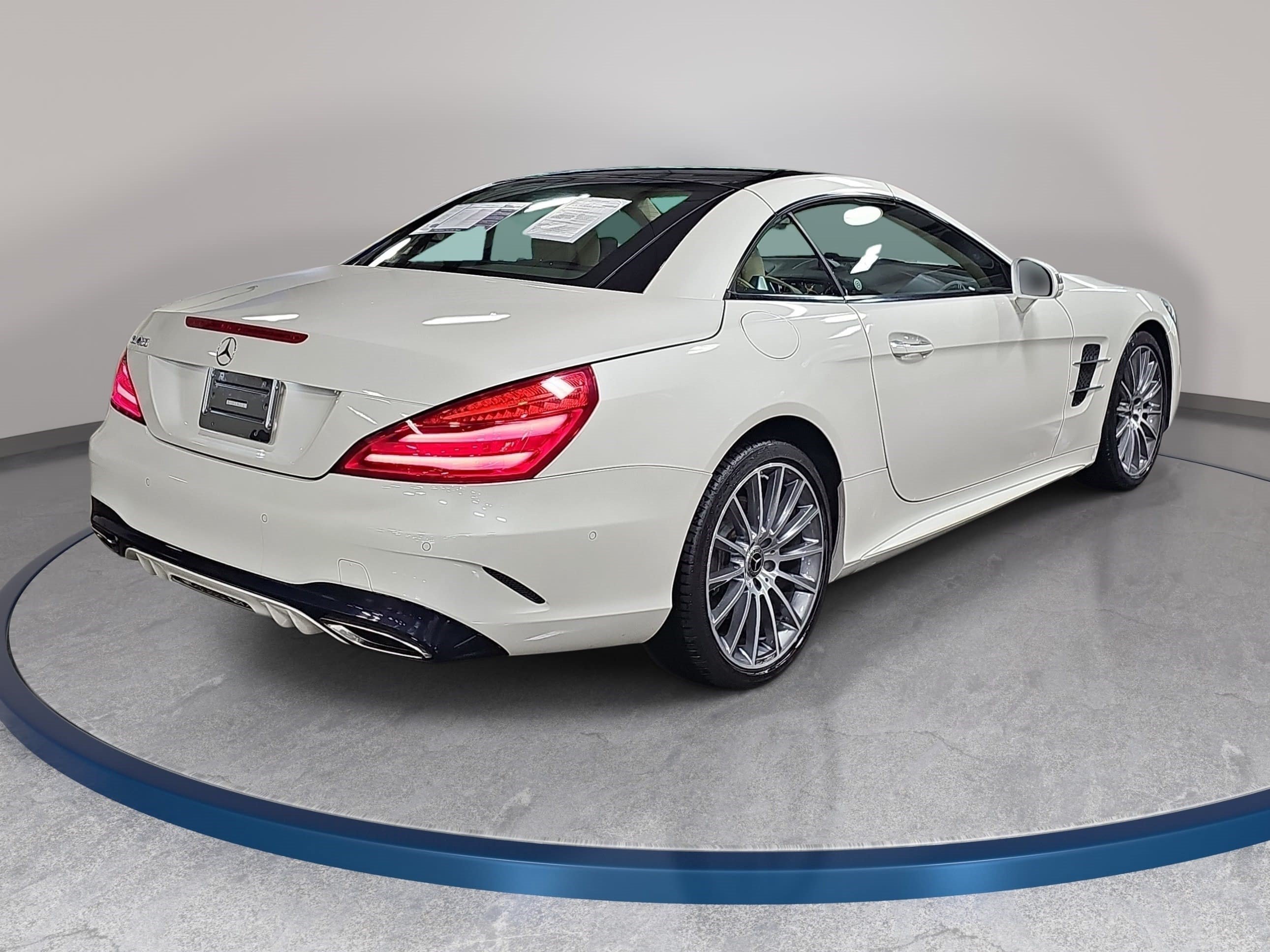 Used 2018 Mercedes-Benz SL 450 image 5