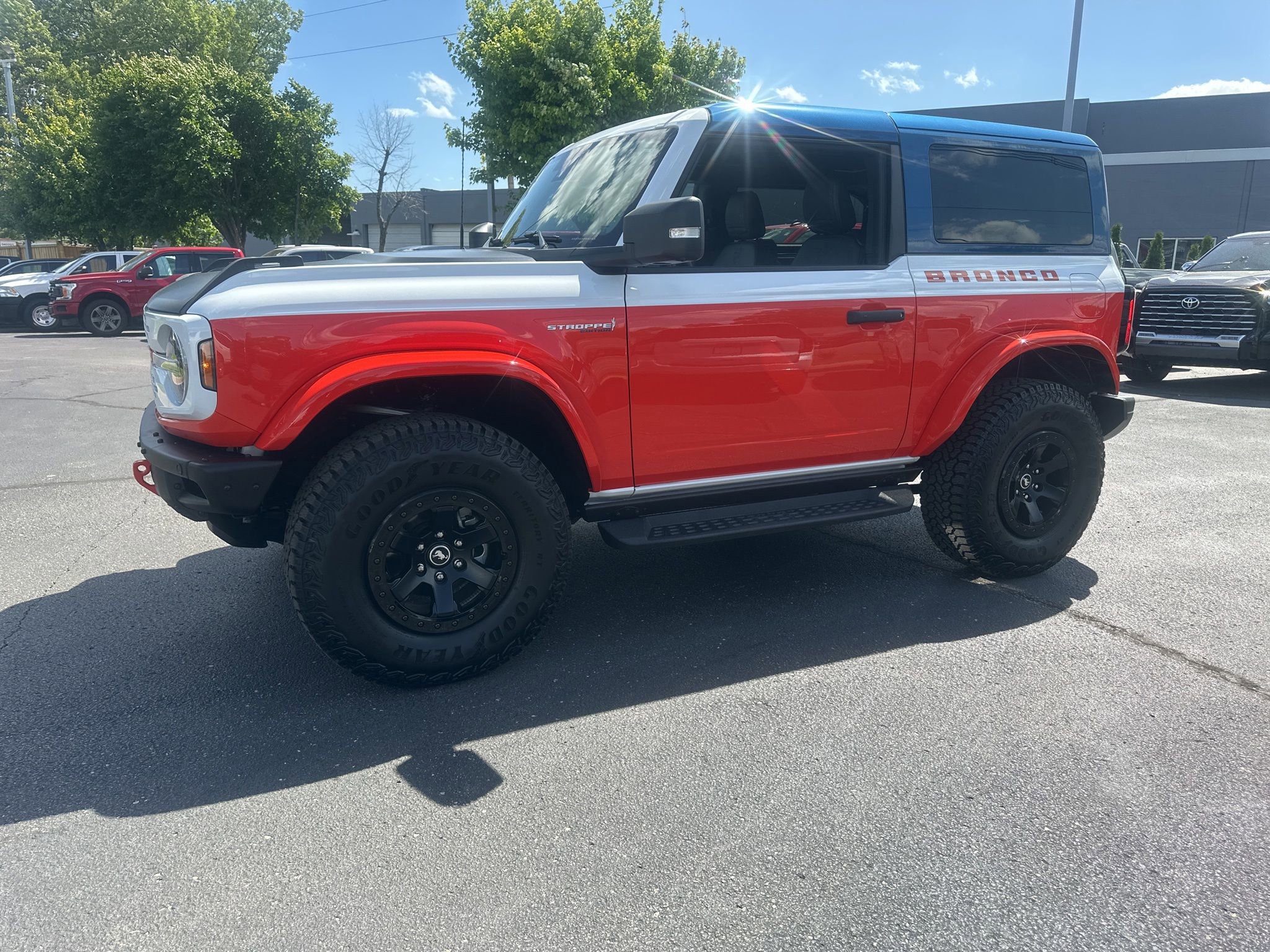 Used 2025 Ford Bronco Stroppe Edition AWD/4WD image 44