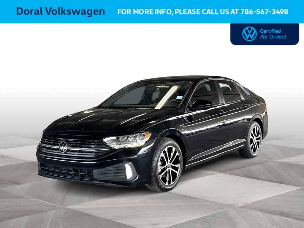 Used 2024 Volkswagen Jetta Sport FWD image 4