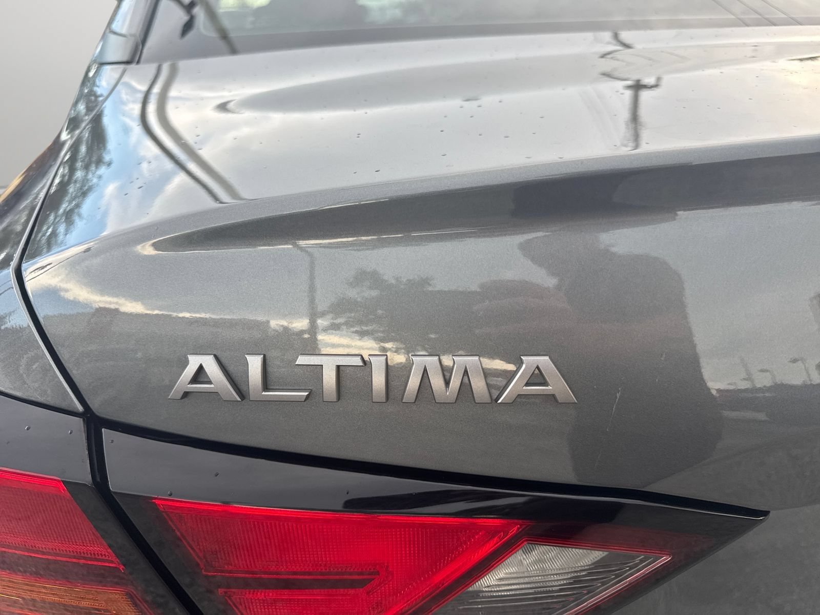 Certified 2025 Nissan Altima 2.5 S FWD image 38