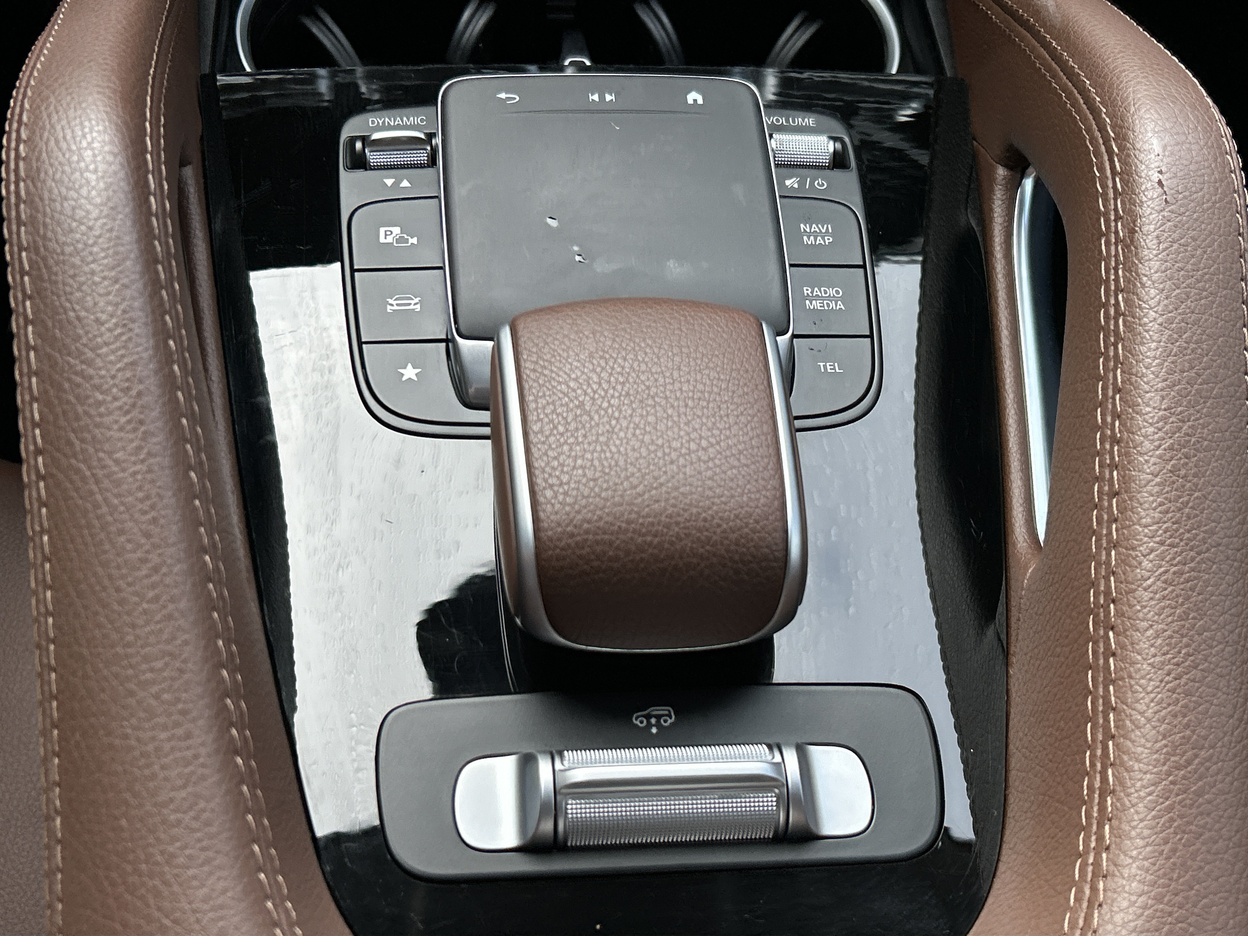 Certified 2024 Mercedes-Benz GLS 450 4MATIC image 37