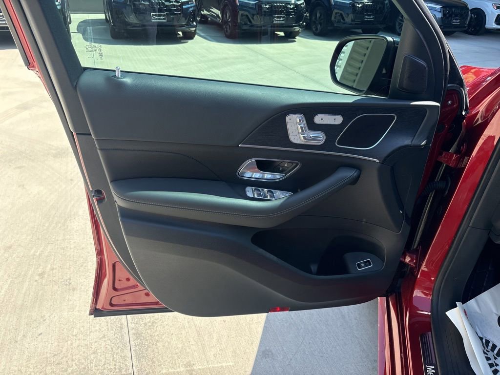 Used 2025 Mercedes-Benz GLE 350 4MATIC image 10