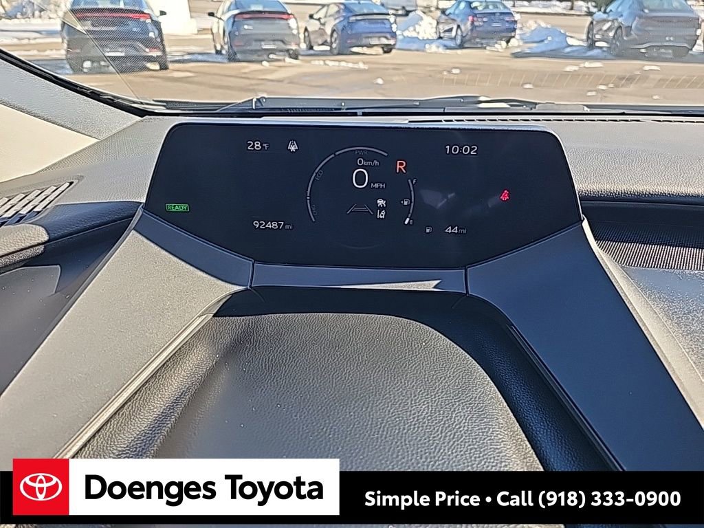 Used 2023 Toyota Prius XLE image 25