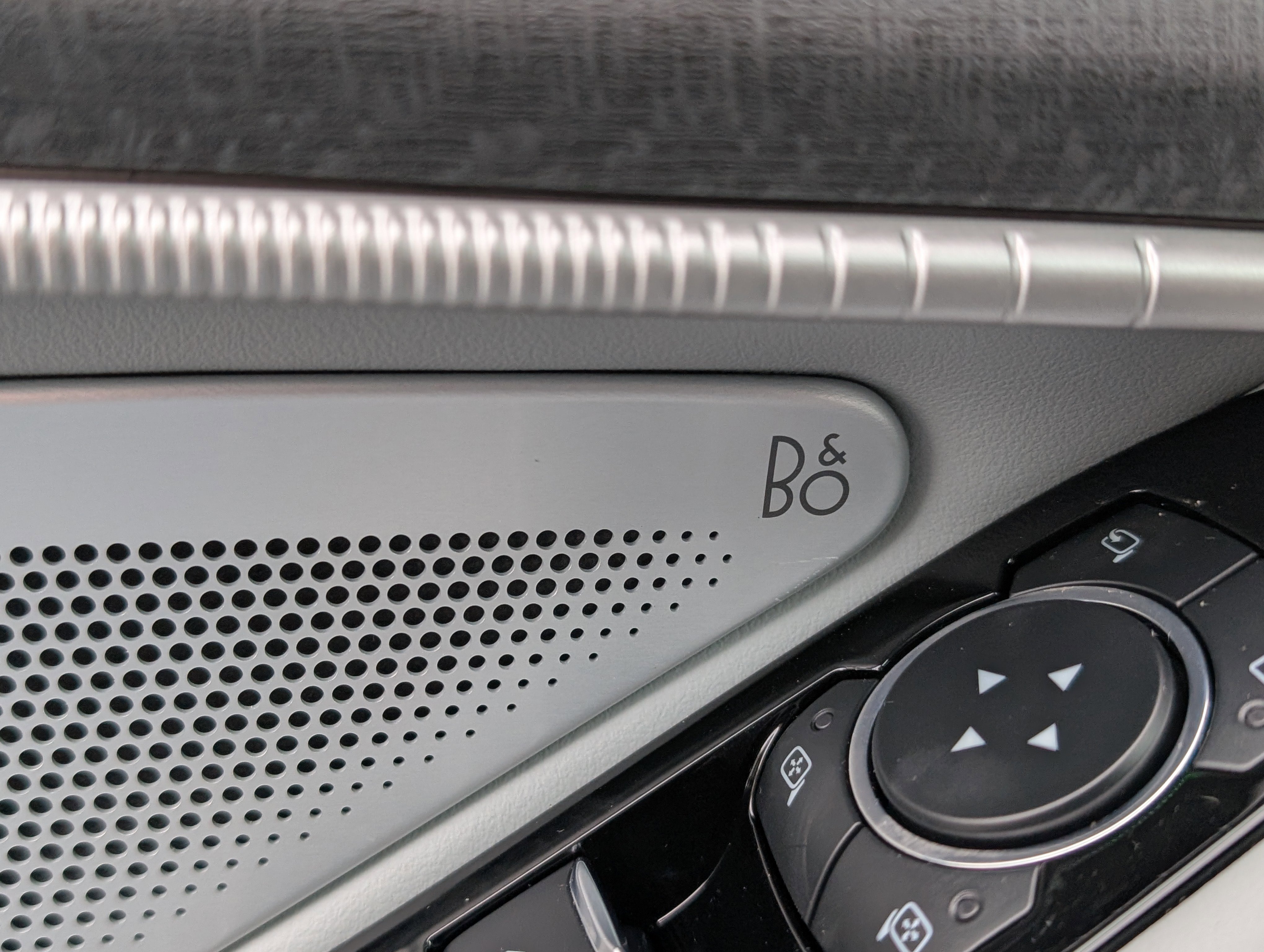 New 2026 Ford Explorer Platinum w/ LUX Leather Package image 19