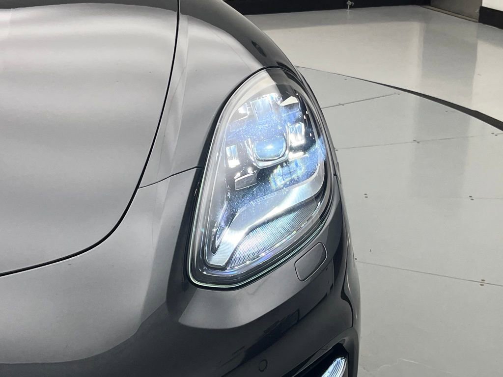 Used 2019 Porsche Panamera 4 image 46