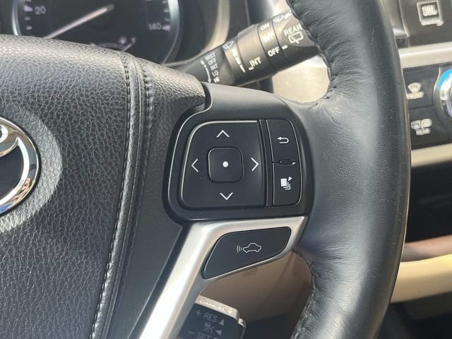 Used 2015 Toyota Highlander Limited Platinum AWD/4WD image 43