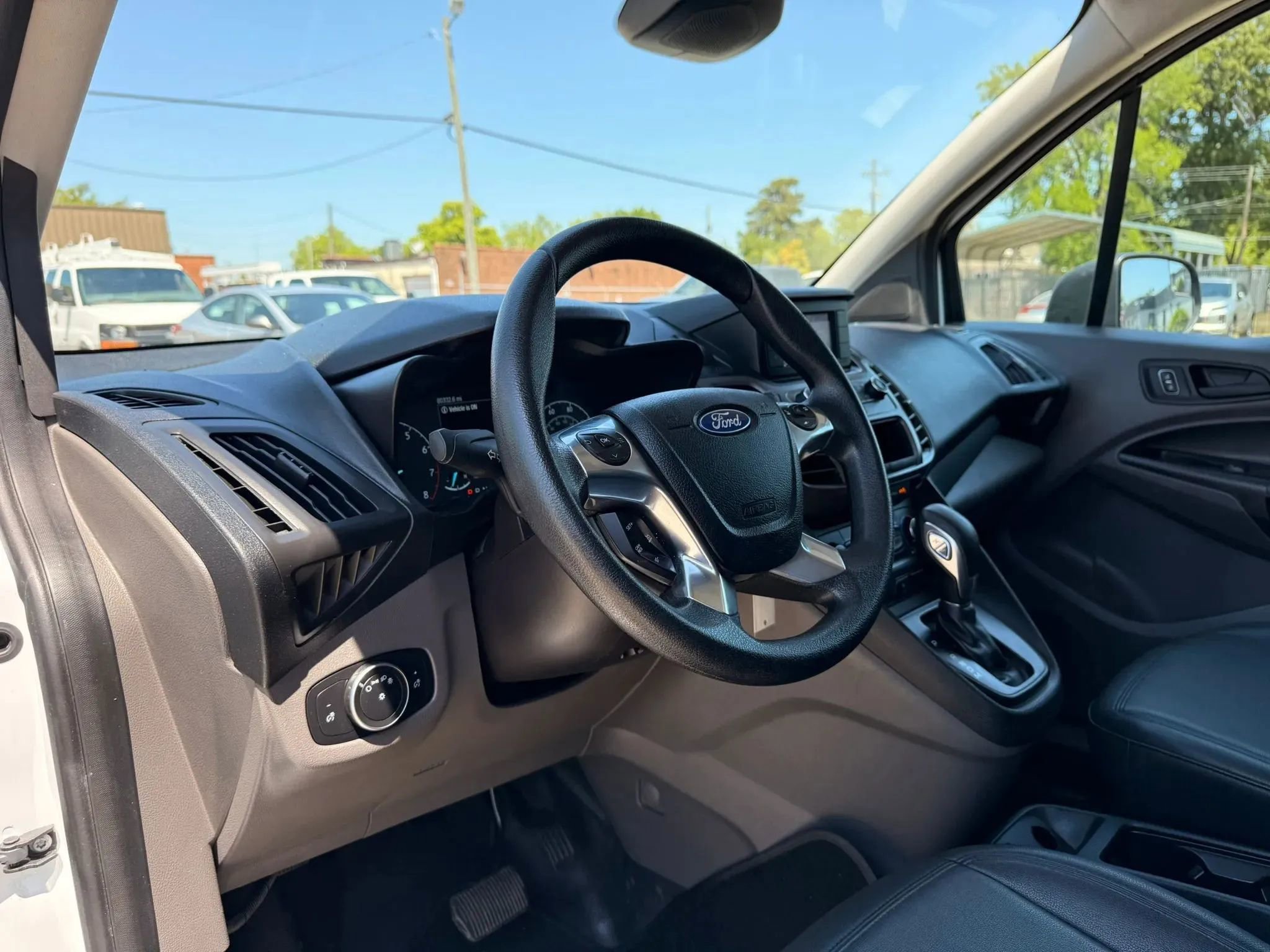 Used 2020 Ford Transit Connect XL FWD image 11