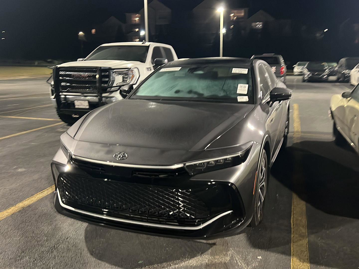 Certified 2023 Toyota Crown Limited image 3