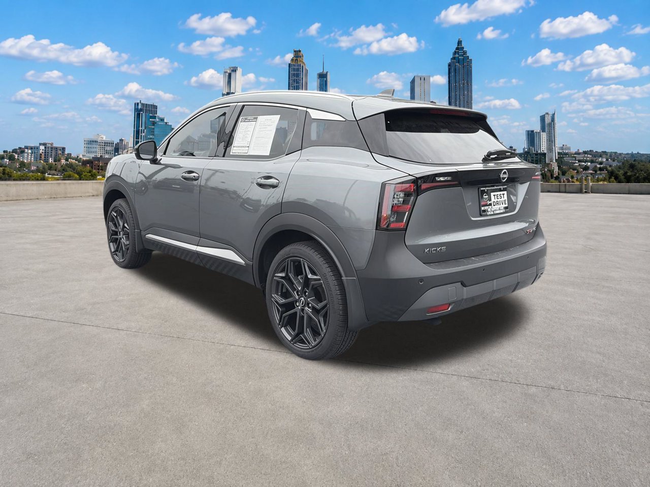 Used 2025 Nissan Kicks SR AWD/4WD image 22