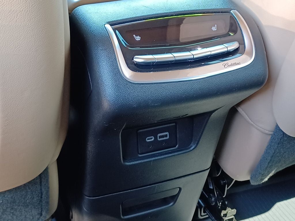 Used 2020 Cadillac XT6 Premium Luxury w/ Platinum Package AWD/4WD image 26
