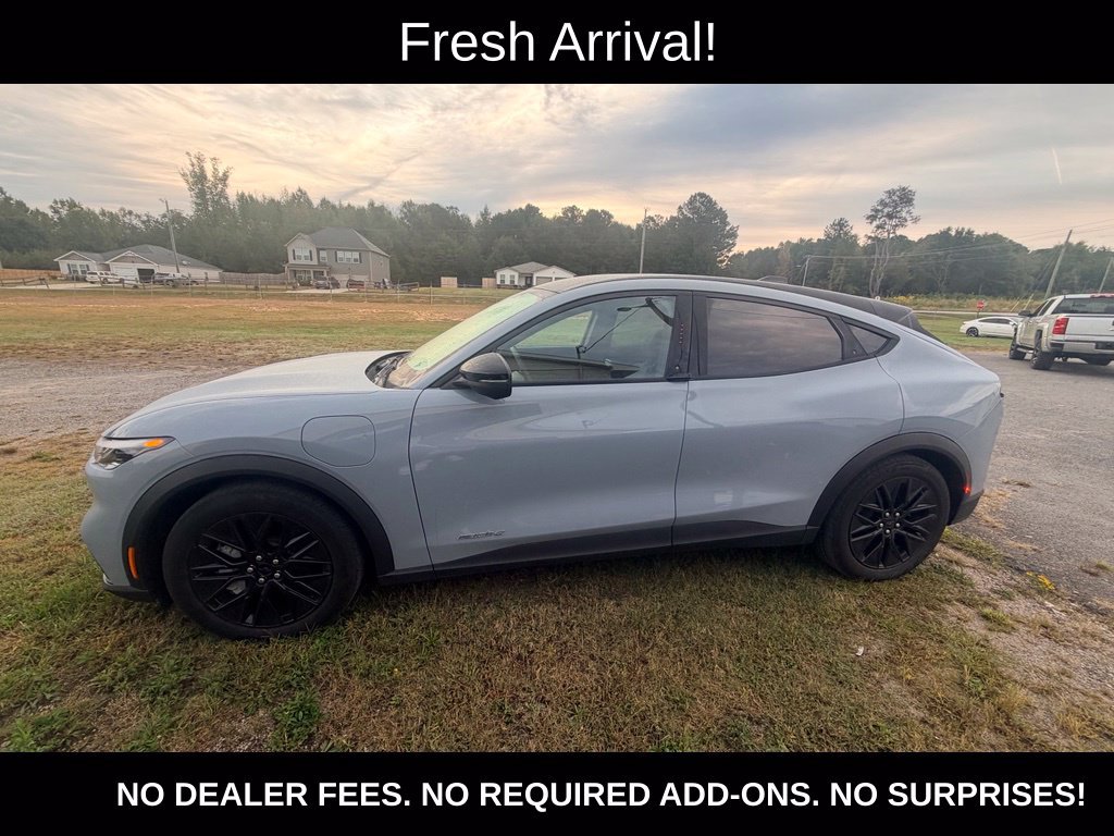 Used 2025 Ford Mustang Mach-E Select w/ Comfort Package Lite RWD image 1
