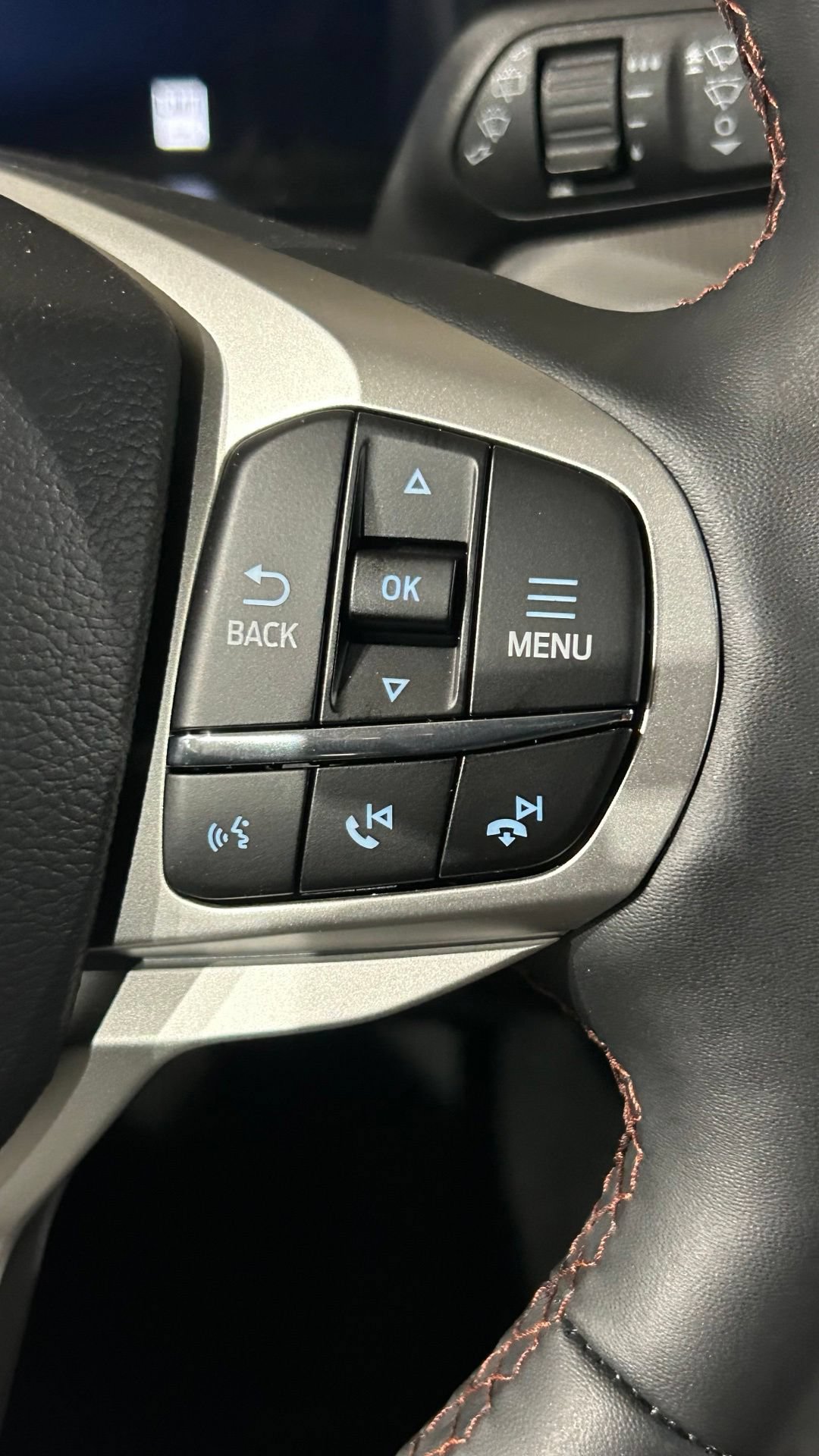 New 2026 Ford Explorer Active w/ Active Comfort Package AWD/4WD image 82